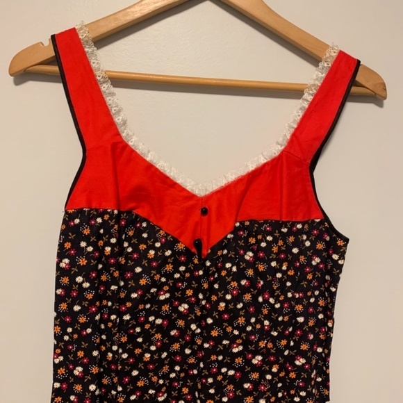 Vintage 70’s - red black - Gunne sax style -
Sleeveless ress size S-M - Picture 10 of 12
